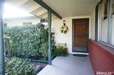 5001 Crestview, Carmichael, CA 95608 photo 3