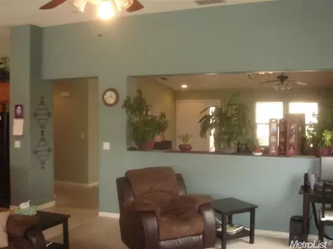 11007 Biddeford Cir, Mather, CA 95655 photo 4