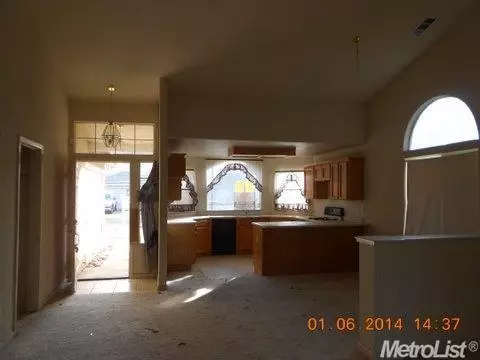 1663 Backus Ln, Turlock, CA 95380 photo 3