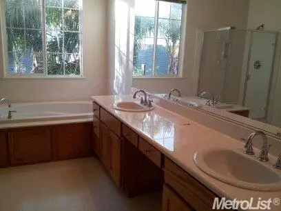 2125 Amber Leaf Ln, Ceres, CA 95307 photo 22