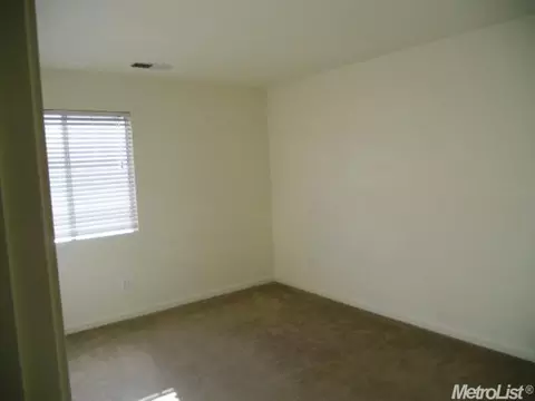 310 Condor Ct, Patterson, CA 95363 photo 14