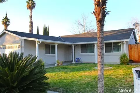 3105 Independence Way, Modesto, CA 95354 photo 2