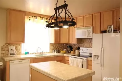 3105 Independence Way, Modesto, CA 95354 photo 6