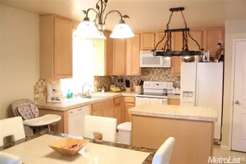 3105 Independence Way, Modesto, CA 95354 photo 4