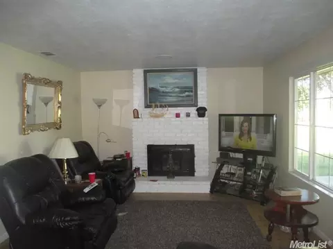 4313 Esmar Rd, Ceres, CA 95307 photo 7