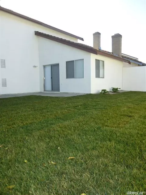 3421 Suffolk Dr, Ceres, CA 95307 photo 4