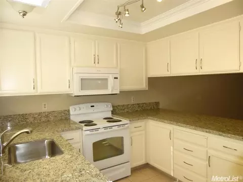 3421 Suffolk Dr, Ceres, CA 95307 photo 9