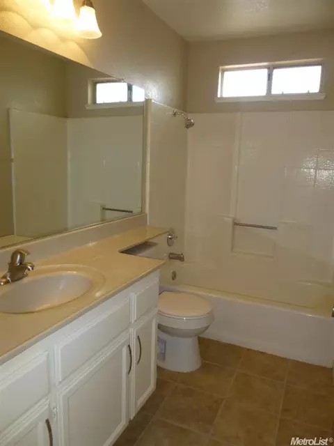 3421 Suffolk Dr, Ceres, CA 95307 photo 14