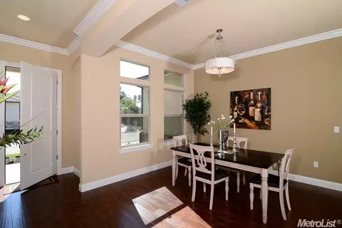 6001 Natalee Ln, Carmichael, CA 95608 photo 4