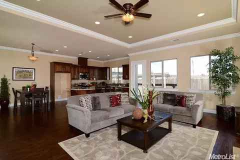 6001 Natalee Ln, Carmichael, CA 95608 photo 7
