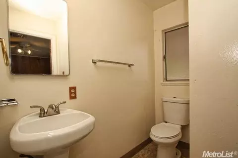 4211 Frida Maria Ct, Carmichael, CA 95608 photo 10