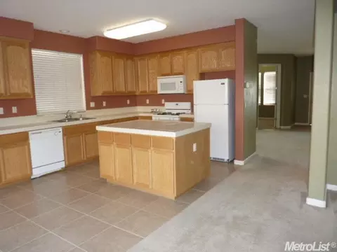 1329 Derby Dr, Merced, CA 95348 photo 6