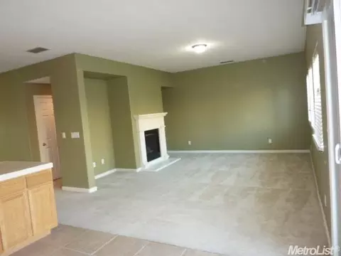 1329 Derby Dr, Merced, CA 95348 photo 5