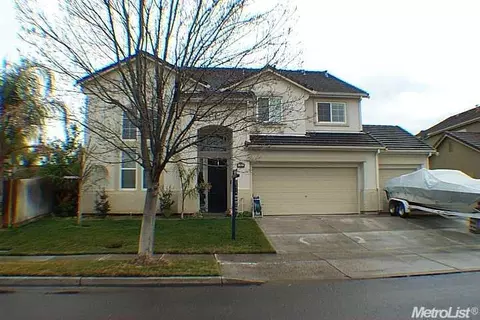 1800 Filbert Dr, Ceres, CA 95307 photo 1