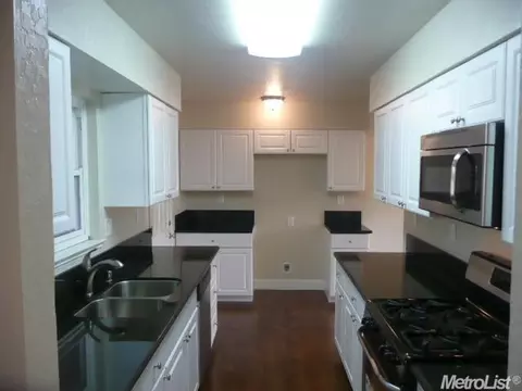 5144 Kovanda Ave, Carmichael, CA 95608 photo 2
