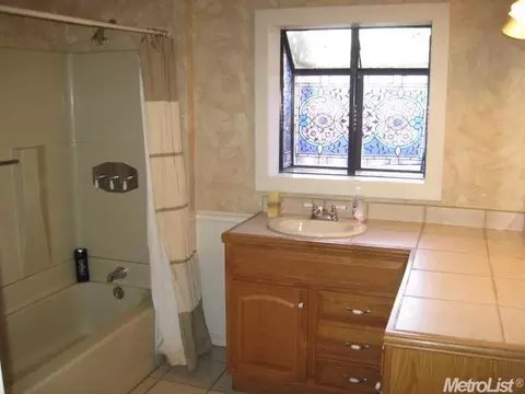 1604 Ohio Ave, Modesto, CA 95358 photo 11