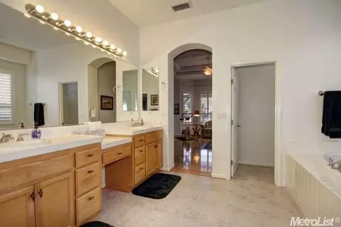 5622 Cowell Blvd, Davis, CA 95618 photo 16