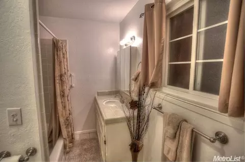 3816 Horton Ln, Carmichael, CA 95608 photo 8