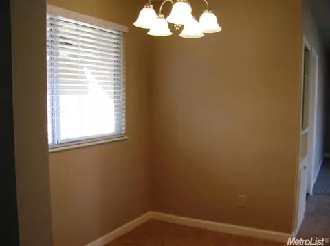 618 El Capitan Dr, Lodi, CA 95242 photo 6