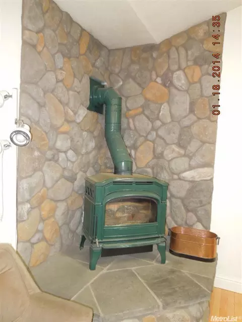 950 Old Rd, West Point, CA 95255 photo 9