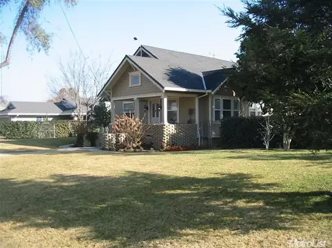 2066 Charles, Hughson, CA 95326 photo 2