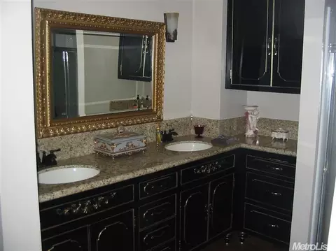 2066 Charles, Hughson, CA 95326 photo 7