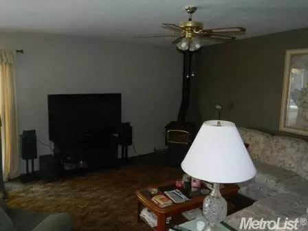 415 E Downs, Stockton, CA 95204 photo 21