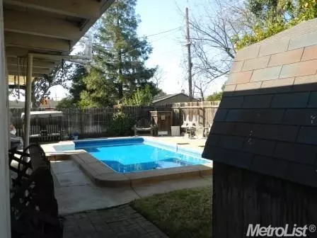 415 E Downs, Stockton, CA 95204 photo 10