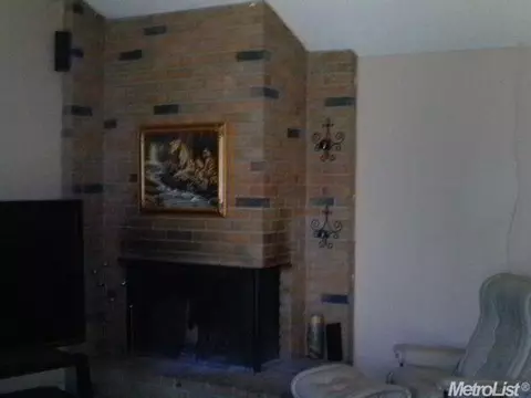 4112 E Orangeburg Ave, Modesto, CA 95355 photo 2