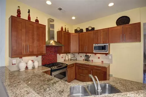 1504 Portola, Davis, CA 95616 photo 10