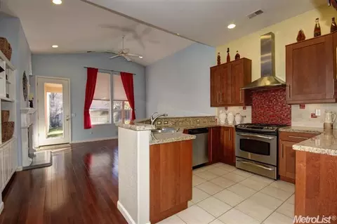 1504 Portola, Davis, CA 95616 photo 9
