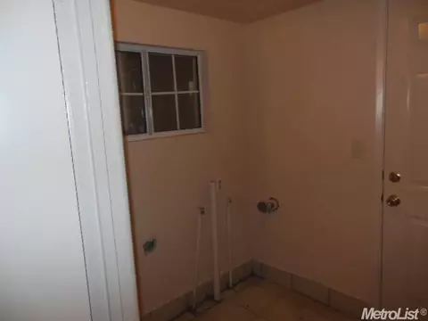 917 Briggs Ave, Modesto, CA 95351 photo 11