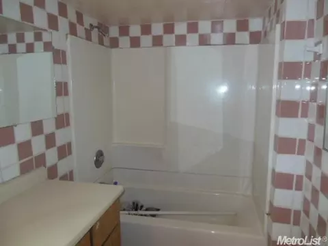 917 Briggs Ave, Modesto, CA 95351 photo 9