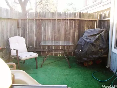 7671 Roberta Ln, Antelope, CA 95843 photo 2