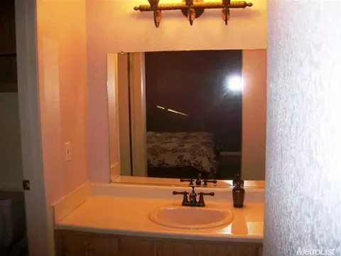 7671 Roberta Ln, Antelope, CA 95843 photo 12