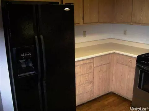 7671 Roberta Ln, Antelope, CA 95843 photo 6