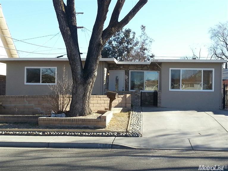 2104 East St, Tracy, CA 95376 photo 1