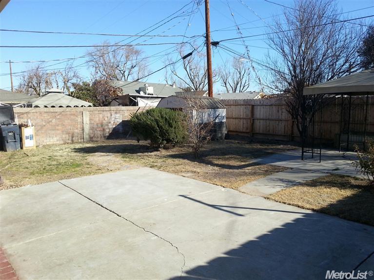 2104 East St, Tracy, CA 95376 photo 2