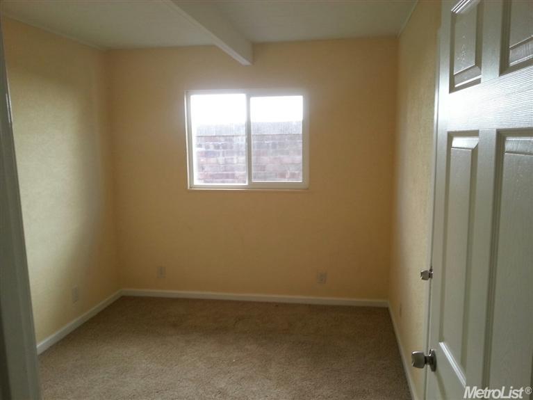 2104 East St, Tracy, CA 95376 photo 7