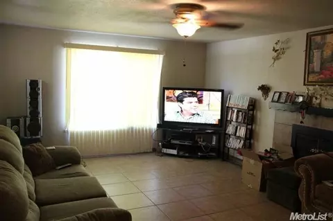 4431 Crows Landing Rd, Modesto, CA 95358 photo 4
