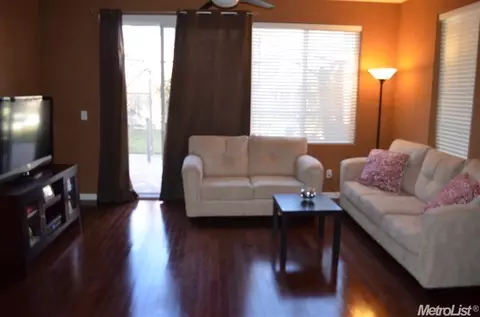 683 Equinox Loop, Lincoln, CA 95648 photo 3