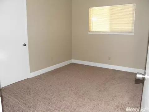 1608 Tulane Dr, Modesto, CA 95355 photo 6