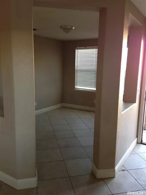 4101 Acclaim Ct, Modesto, CA 95356 photo 4