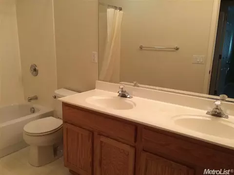4101 Acclaim Ct, Modesto, CA 95356 photo 11