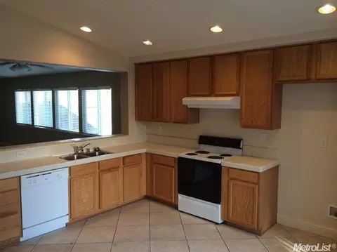 4101 Acclaim Ct, Modesto, CA 95356 photo 6