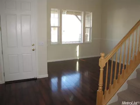 1686 Daniels St, Manteca, CA 95337 photo 3