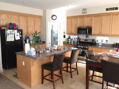 1686 Daniels St, Manteca, CA 95337 photo 8