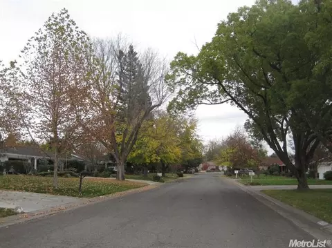 4781 Loch Lomond Dr, Carmichael, CA 95608 photo 25