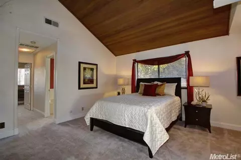 4781 Loch Lomond Dr, Carmichael, CA 95608 photo 11