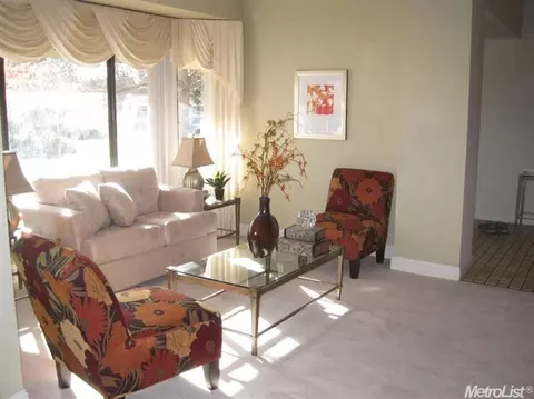 4781 Loch Lomond Dr, Carmichael, CA 95608 photo 7